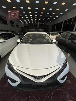 تۆیۆتا کامری